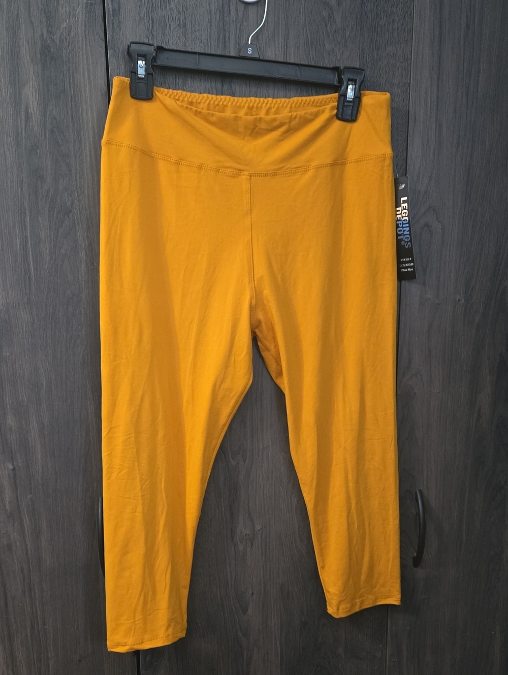 Leggings Depot Mustard Yellow Capri Leggings